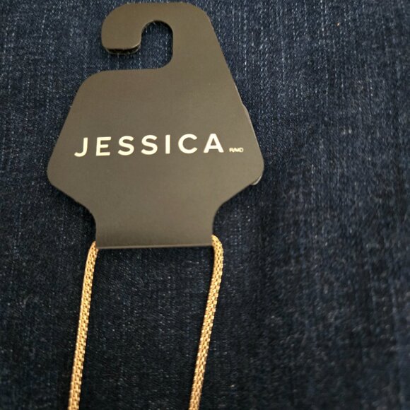 NWT Medallion Necklace with Blue Jewels - Picture 4 of 7